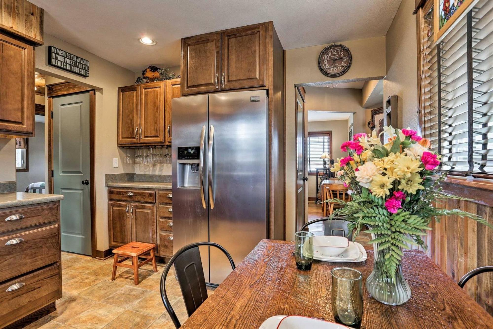 Cozy Custer Cottage W Deck: Walk To Shops Food Luaran gambar