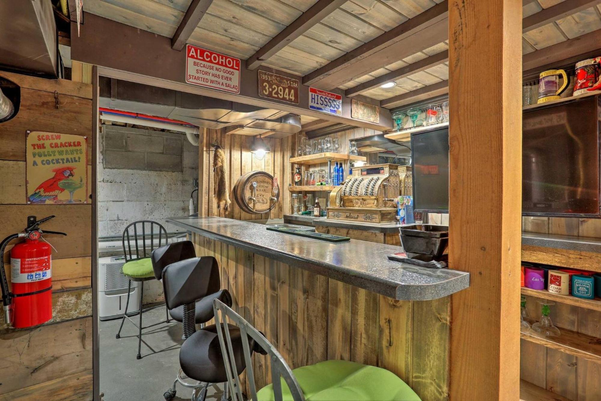 Cozy Custer Cottage W Deck: Walk To Shops Food Luaran gambar