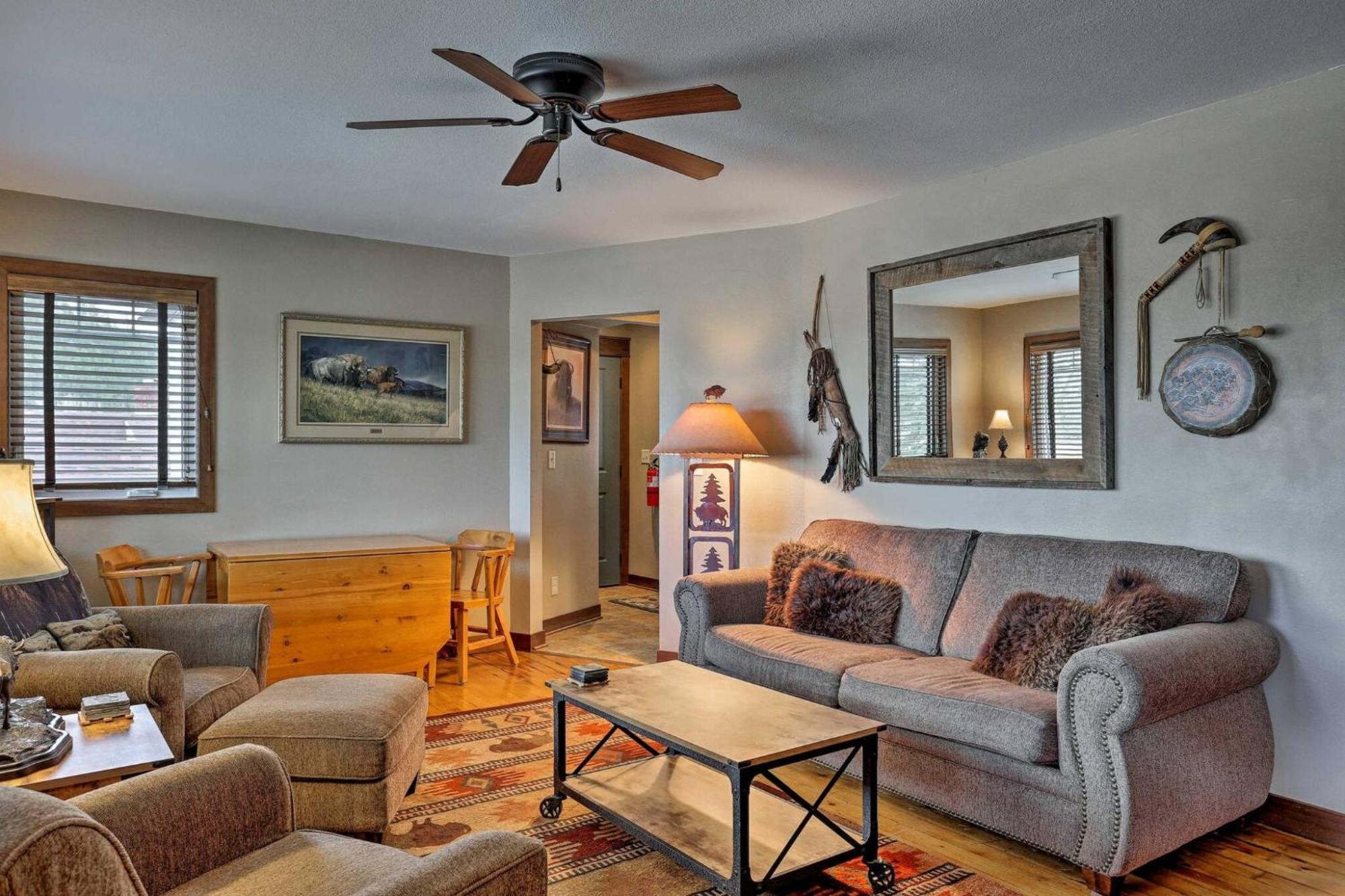 Cozy Custer Cottage W Deck: Walk To Shops Food Luaran gambar