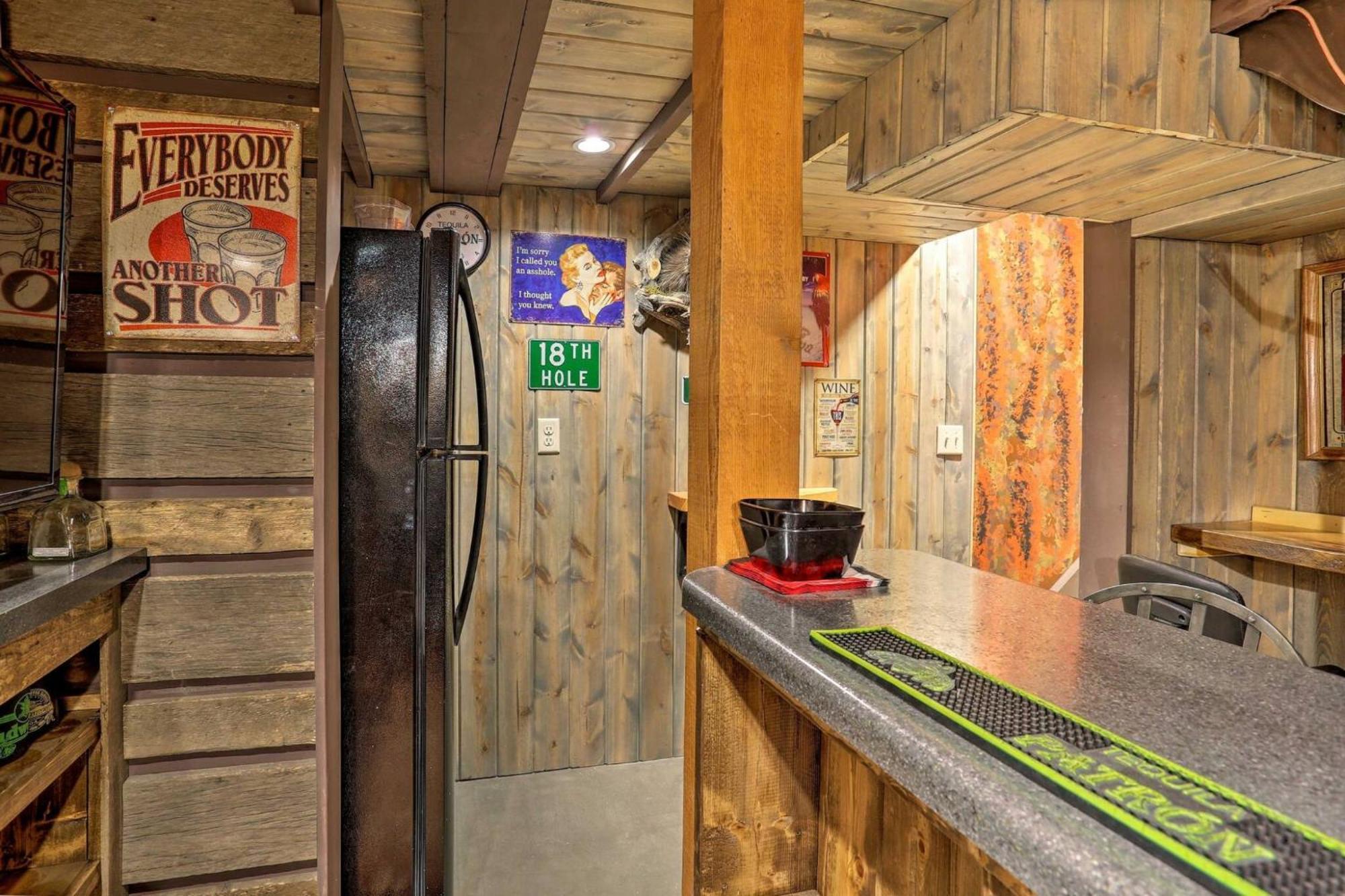 Cozy Custer Cottage W Deck: Walk To Shops Food Luaran gambar